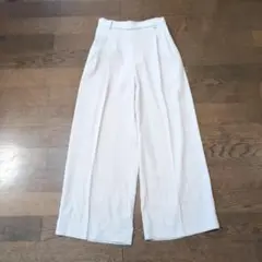 完売品　ディスコート欲張りタックワイドパンツ