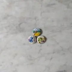 刺繍ブローチ cosmo ハンドメイド 2個セット