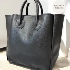 【美品】ヤングアンドオルセントートバッグ　ブラック　ムック本　A4収納