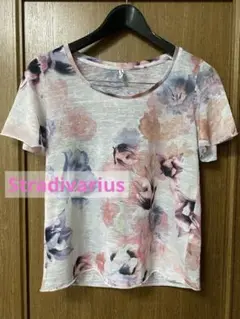 ★Stradivarius★花柄Ｔシャツ★Sサイズ★
