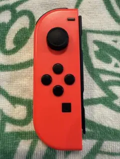 任天堂Switch 純正　ジョイコン　ネオンレッド　左　17