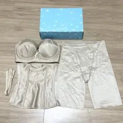 お値下げ中！　美品　ブライダルインナー 3点セット ベージュ
