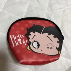 ベティ・ブープ ♦️シェル型ポーチ