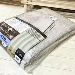 ニトリ　&Style スキマブロック　カーテン