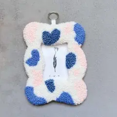パンチニードル　トレカケース　ハートストーン×青×ピンク　硬質ケースデコ