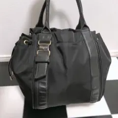 《美品》Ferragamo(フェラガモ)ハンドバッグ
