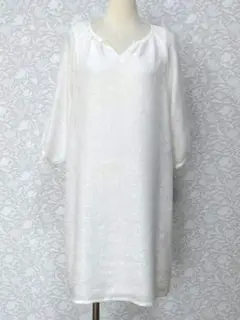 日本製　LATOWA 七分袖 膝丈ワンピース 白
