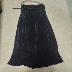 ロング丈のスカート　ベルト付き　ノーブランド
