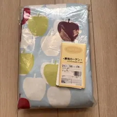 リンゴ柄カーテン 100cm x 178cm 2枚入り