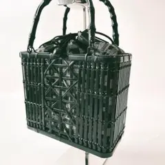 未使用 斉藤上太郎 着物 絹100% 花柄 ブラック 光沢 しつけ糸付 未使用 斉藤上太郎 着物 絹100% 花柄 ブラック 光沢 しつけ糸付