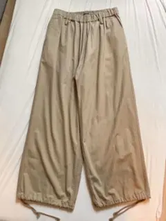 les six ALTERNATIVE HISTORY PANTS