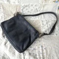 サコッシュ 斜めがけバッグ ショルダーバッグ ブラックレザー