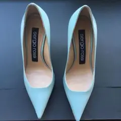 Sergio Rossi size 34 baby blue enameled