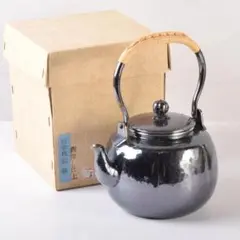 煎茶道具　秀峯堂造　いぶし銀　阿古陀型　銀瓶　湯沸し　約461g　M　7473 煎茶道具 秀峯堂造 いぶし銀 阿古陀型 銀瓶 湯沸し 約461g M 7473