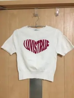 LUVISTRUE ハートロゴ クロップドTシャツ