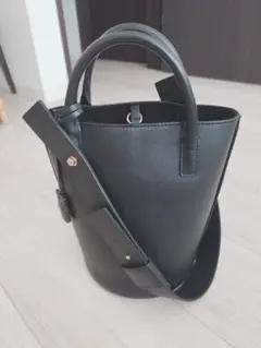 Mary Al Terna バケツ型ハンドバッグ