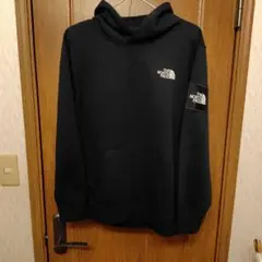 ノースフェイススクエアロゴフーディ