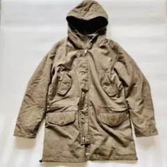 Item thumbnail for item 32597948-b7e7-426b-b3c7-7a2eaee7f4ff