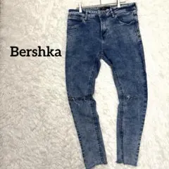 【ベルシュカ】テーパードデニム　ダメージ加工　ストレッチ