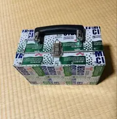 三ツ矢サイダーの空き缶から出来たトランク