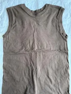 Hanes ノースリーブ Mサイズ ブラウン