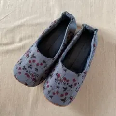 Item thumbnail for item 607fe7ea-7338-42e2-a853-3f5d655f764e