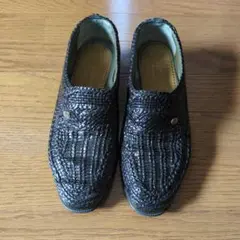 アンティーク黒編み込みローファー 金具付き
