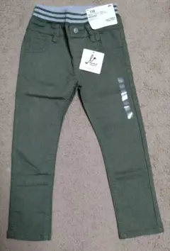 新品、未使用　のびるっちパンツ　ズボン　110