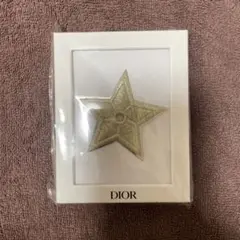 DIOR 星型ピン 未使用