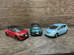 トミカ NISSAN NOTE ＆ NOTE AURA3台 赤 緑 青