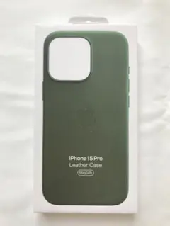 新品iPhone 15Pro レザーケース グリーン純正 ❸