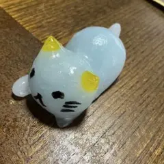 レジン　猫　置物　白