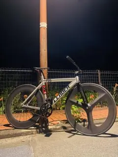 Leader 725