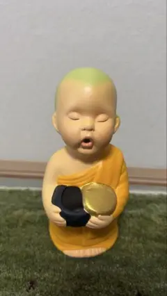 東南アジア　ラオス　仏像型貯金箱