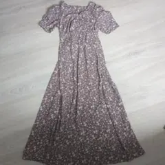 花柄薄紫色ロングワンピース