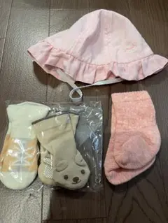 ピンクフリル帽子と靴下3足セット