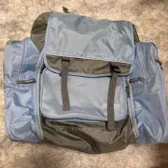 【修学旅行　大きなリュック】　Coleman