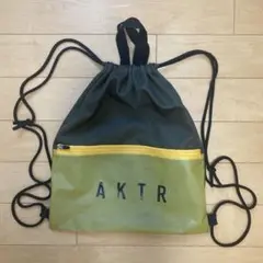 Item thumbnail for item f833f823-4ac1-41e3-aff2-8b43c9382b64