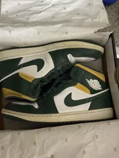 Item thumbnail for item 578734eb-3b93-4d3a-97a7-736eaff4d7f4