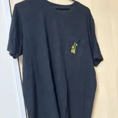 ユニクロ　黒Tシャツ　JASON POLAN SPRZNY