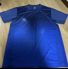 ユニクロ　青のグラデーションTシャツ Lサイズ