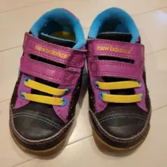 New Balance 星柄スニーカー