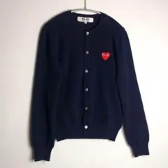 即完 プレイ コムデギャルソン カーディガン レッド ワッペン 刺繍