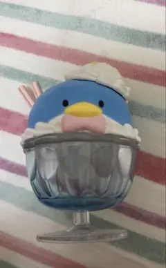 ガチャガチャ　サンリオ　サム