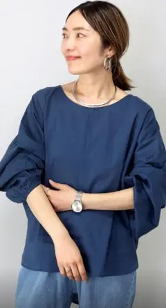 今日18時迄1690円美品Aletta vita キャンブリックコットンシャツ