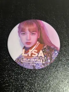 LISA BLACKPINK 缶バッジ