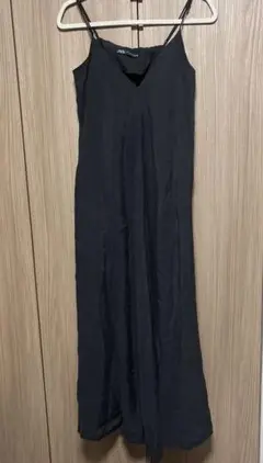 値下げ中　ZARA ブラック キャミワンピース XS