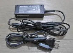 TOSHIBA　電源アダプタ PA-1300-03 19V 1.58A（006）