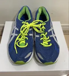 Item thumbnail for item 283f371b-bbde-4a41-b582-e4169107af71