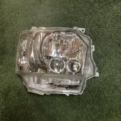 200系ハイエースヘッドライト